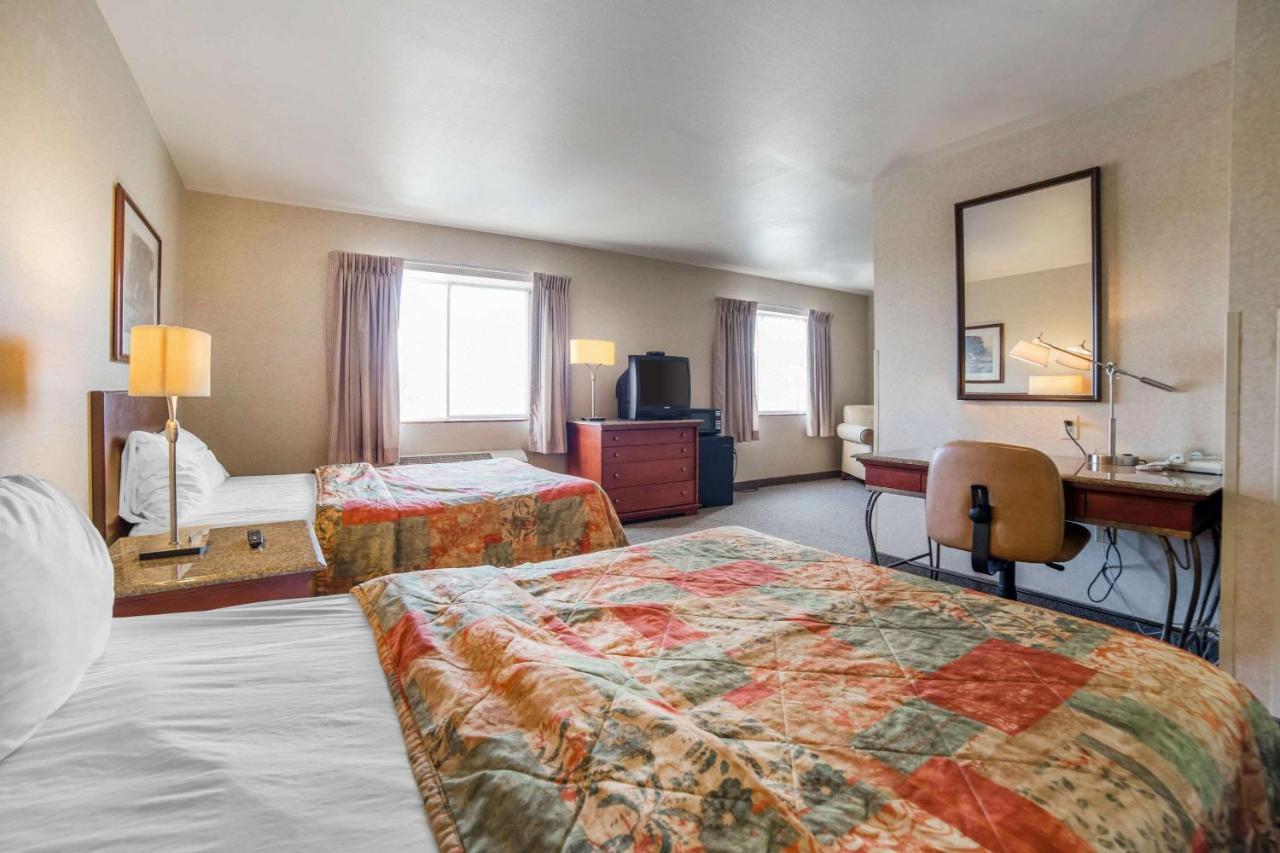 Hotel Rodeway &